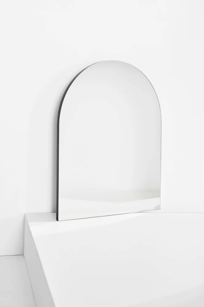 Uma mini veggspeil 55×45 cm – Sølv m v:5815520