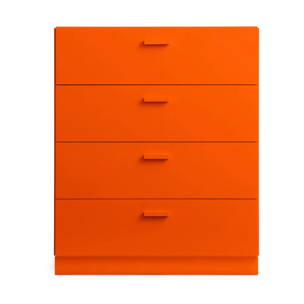Relief kommode bred med sokkel 82×92 v:4597995 Relief kommode bred med sokkel 82×92 v:4597995