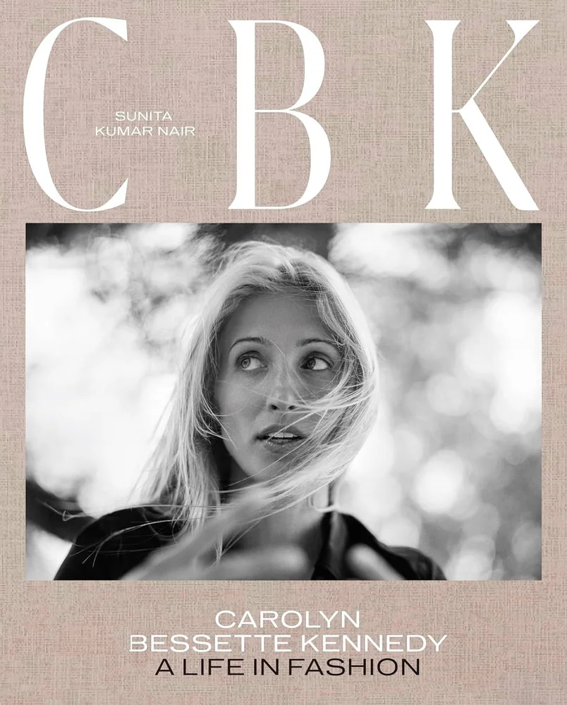 Coffee Table Book – Cbk: Carolyn Bessette Kennedy : A Life In Fashion – Beige – Dekor | m v:7183327 Coffee Table Book – Cbk: Carolyn Bessette Kennedy : A Life In Fashion – Beige – Dekor | m v:7183327