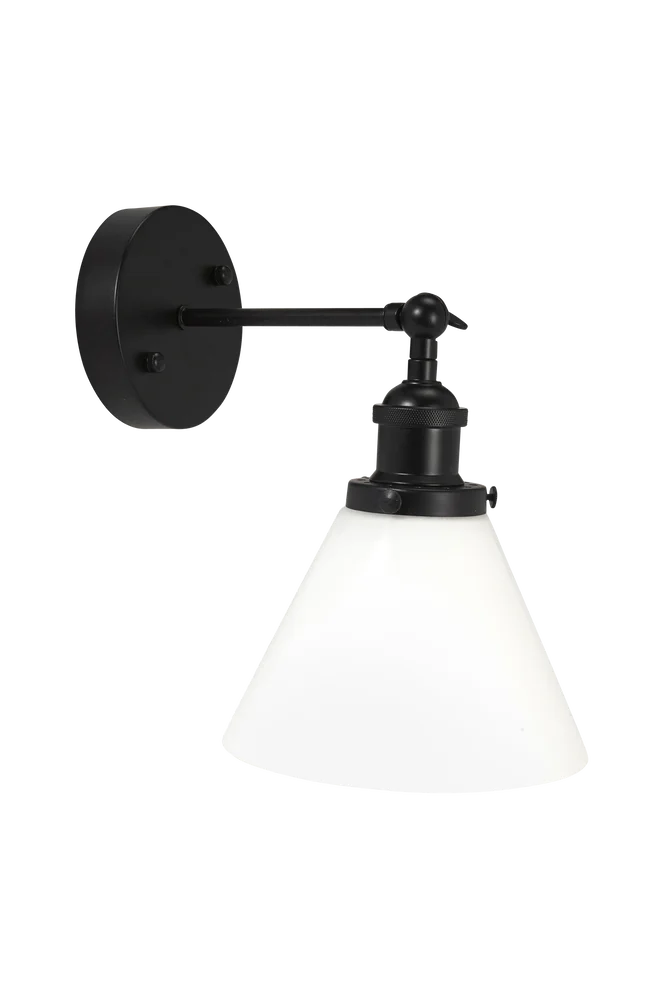 Vegglampe Lambda 18 cm – Hvit – Belysning | m v:7449203 Vegglampe Lambda 18 cm – Hvit – Belysning | m v:7449203