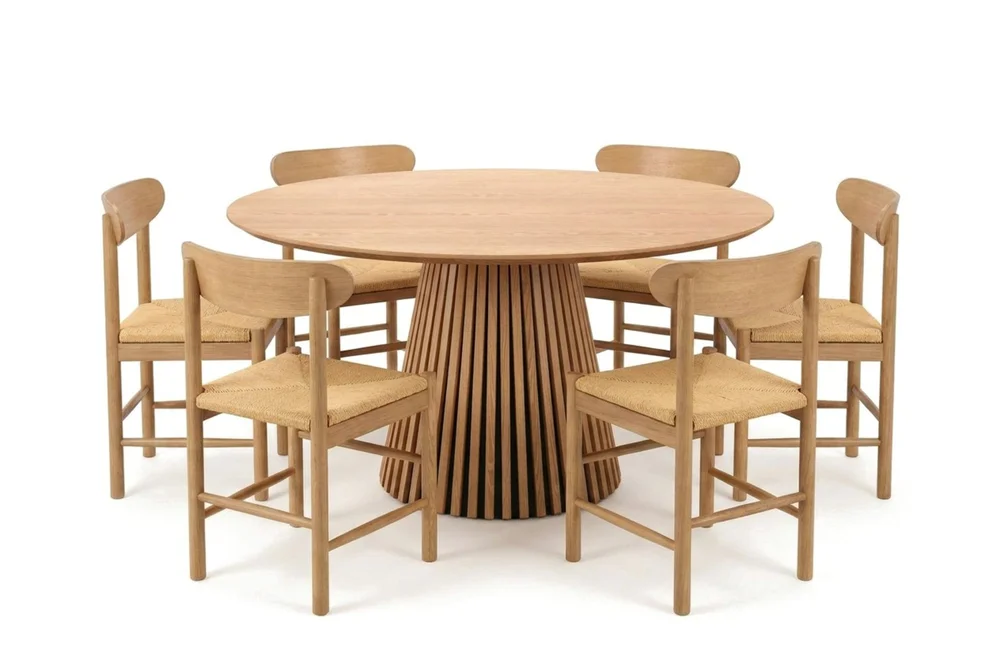 Peyra rund spisegruppe 130 cm eik med 6 Malte-spisestoler v:7323689