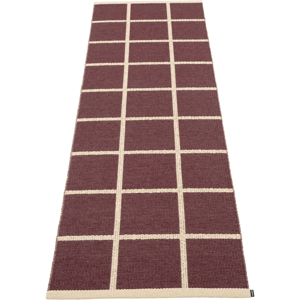 Criss Plastmatte Burgundy / Cream, 70×225 cm v:2097616 Criss Plastmatte Burgundy / Cream, 70×225 cm v:2097616