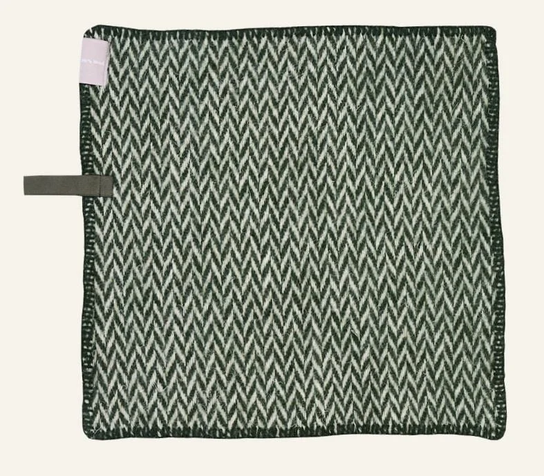 Sitteunderlag multi grønn – 40×40 cm v:2378825